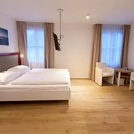 Otel Garni Viktoria 3*